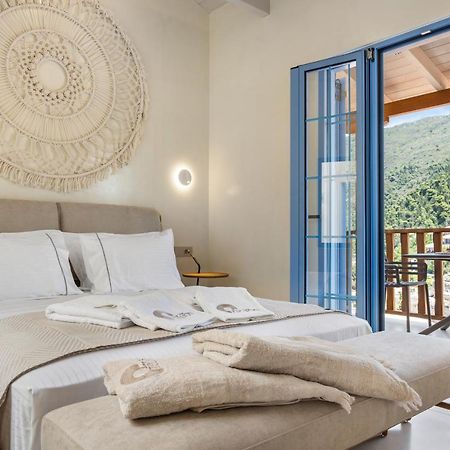 Tellion Suites Айос-Нікітас Екстер'єр фото